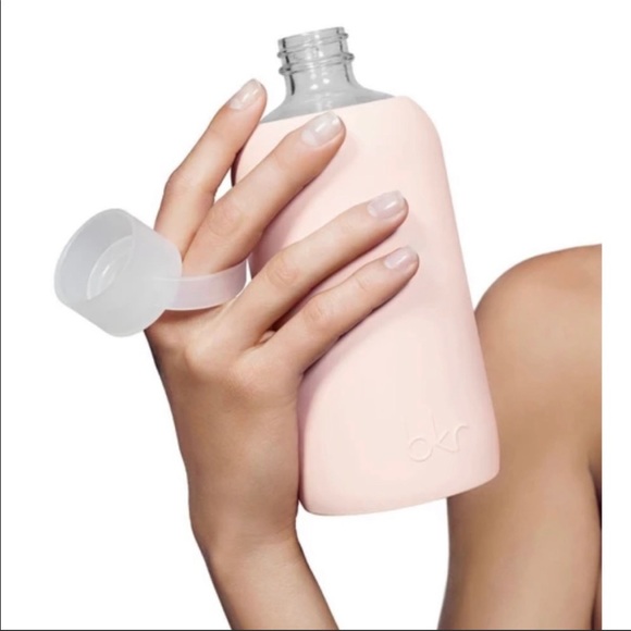 bkr Other - NWOT bkr Glass & Silicone Water Bottle 500 ml / 16 oz